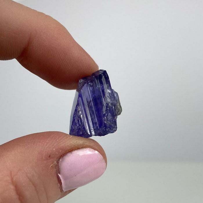 raw tanzanite crystal