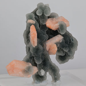 Stilbite on chalcedony