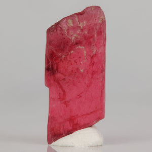 Rhodonite crystal elongated pink mineral