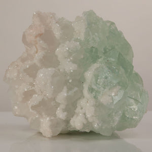 China fluorite quartz display specimen