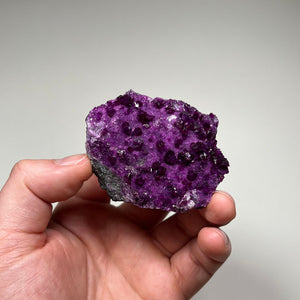 kammererite with sparkling crystal faces