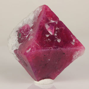 mahange spinel crystal red Tanzania octahedral