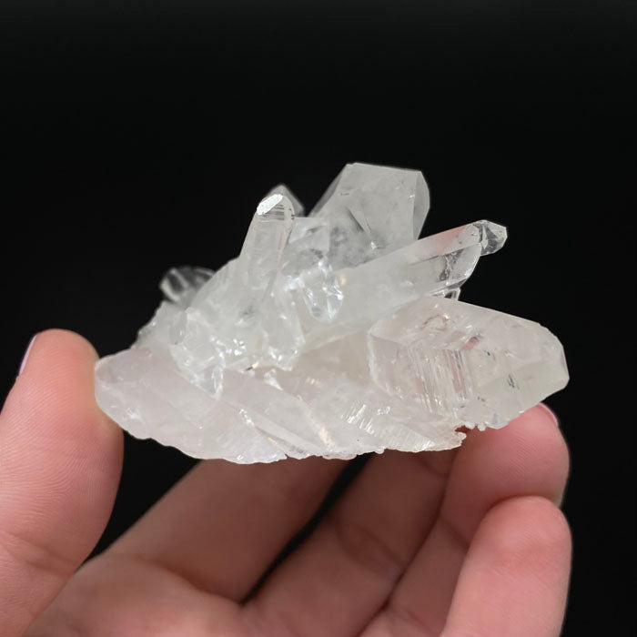 aesthetic quartz cluster natural