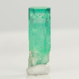 Colombian Emerald Raw Crystal Mineral Specimen green