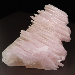 UV reactive fluorite crystal specimen from china