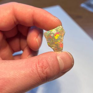Raw welo ethiopian opal