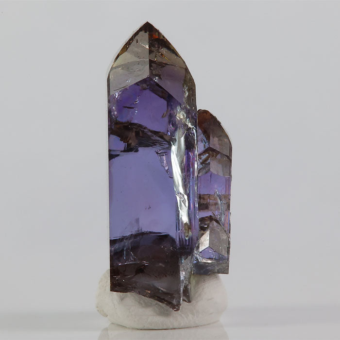 Gemmy tanzanite crystal with trichroic color Tanzania
