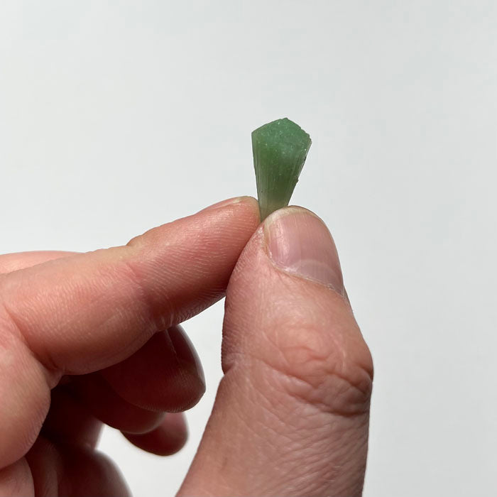 Spray tourmaline crystal