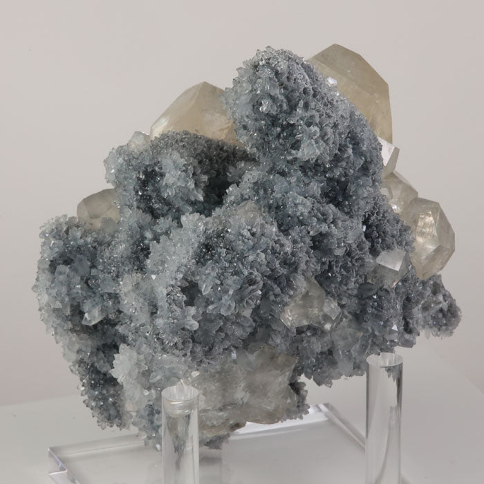 calcite-on-sparkling-druzy-matrix