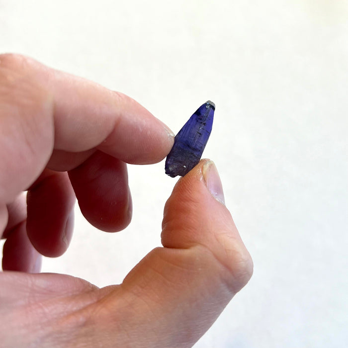 Purple Natural Color Tanzanite Crystal
