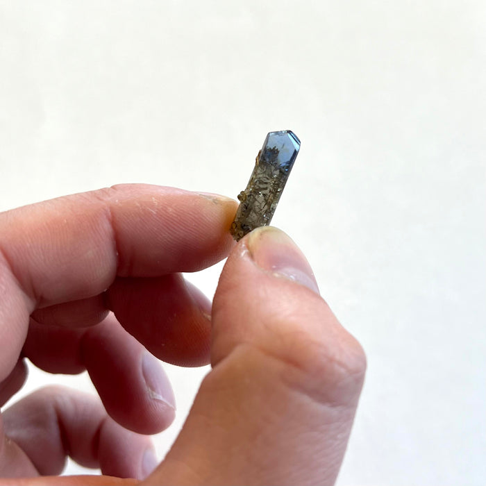 Gem Tanzanite Crystal Brown Purple