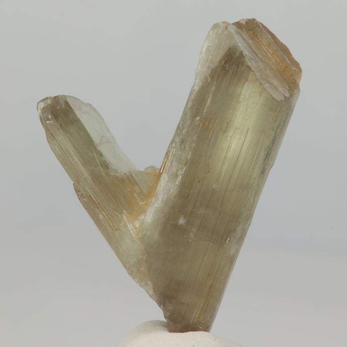 natural color change diaspore crystal from turkey