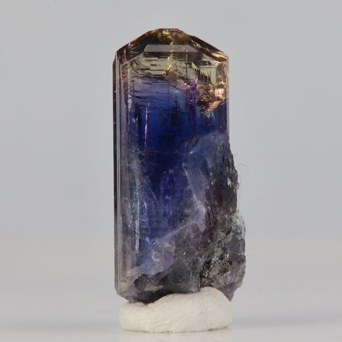 raw natural color tanzanite 