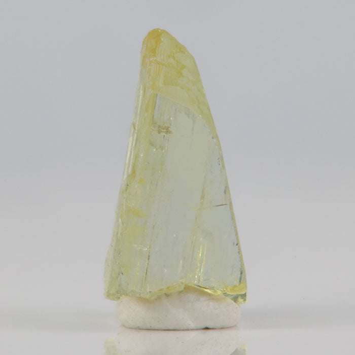 tanzanite crystal unheated color green yellow