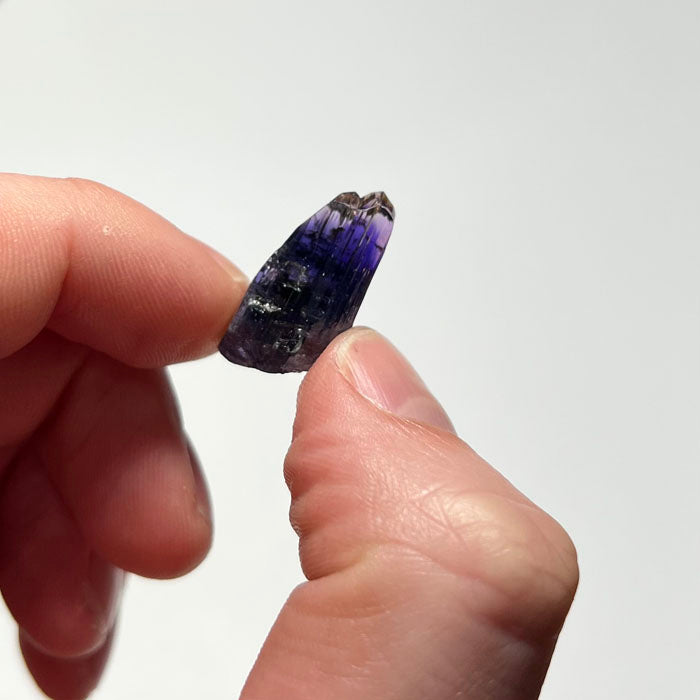 natural color tanzanite crystal