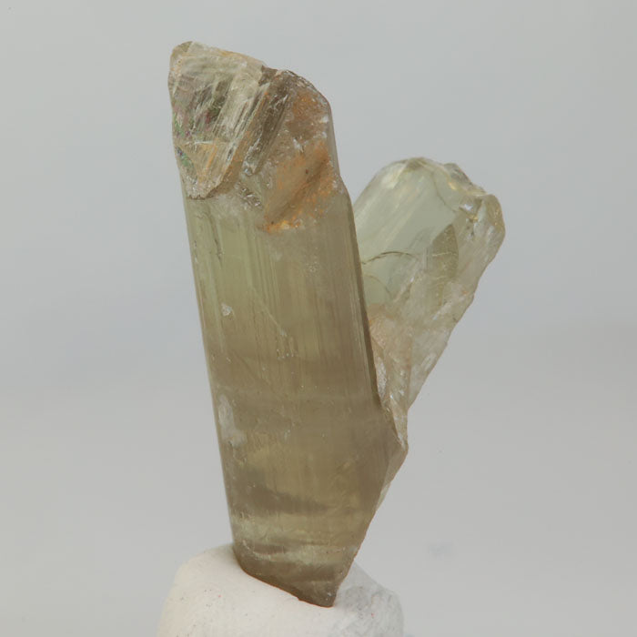 natural diaspore crystal with champagne color shift