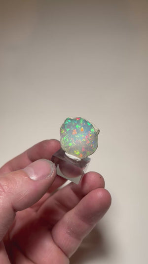 Large Face Ethiopian Opal Specimen – 4.16g