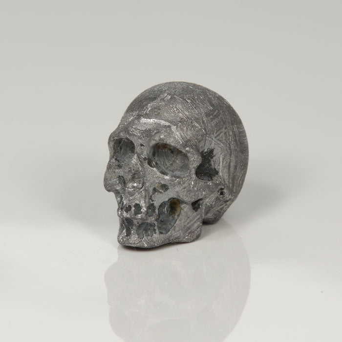 Meteorite gibion skull carving