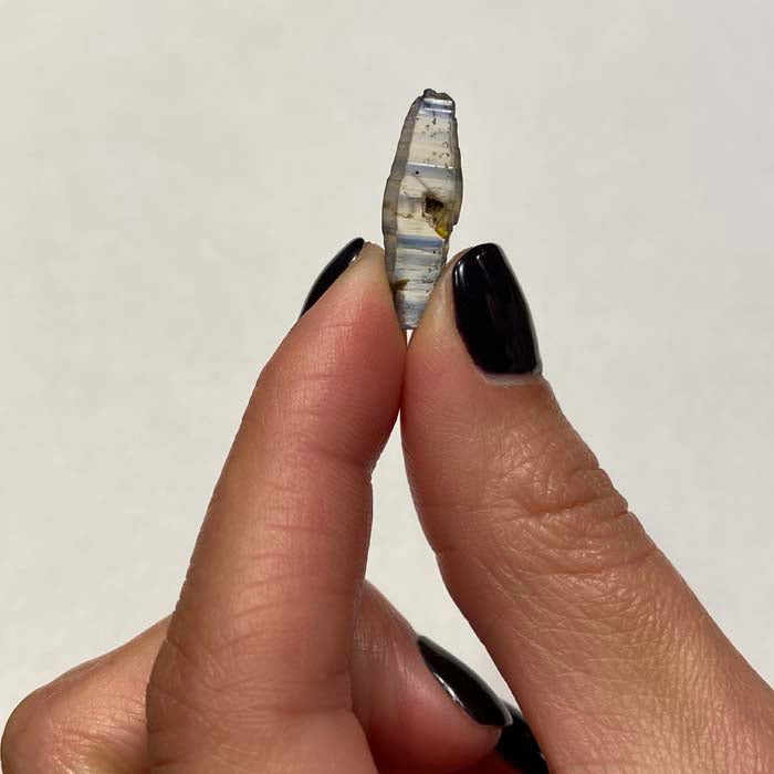 Color Zoned Sapphire Crystal