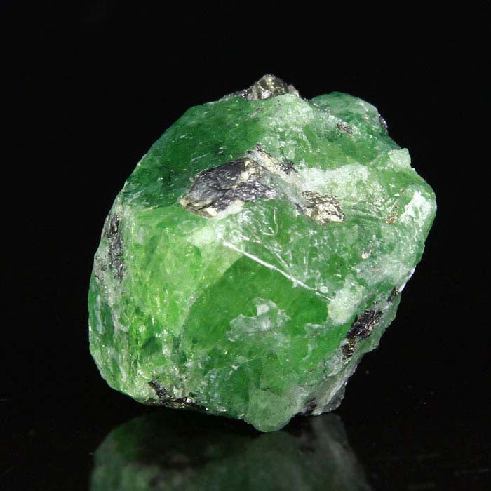 Tsavorite Green Garnet Crystal Mineral Specimen Raw