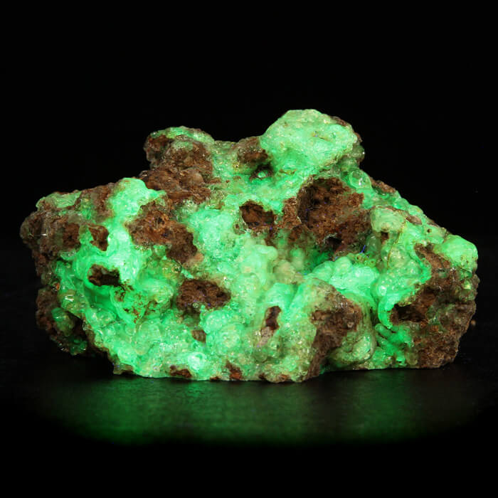 Fluorescent Hyalite Opal