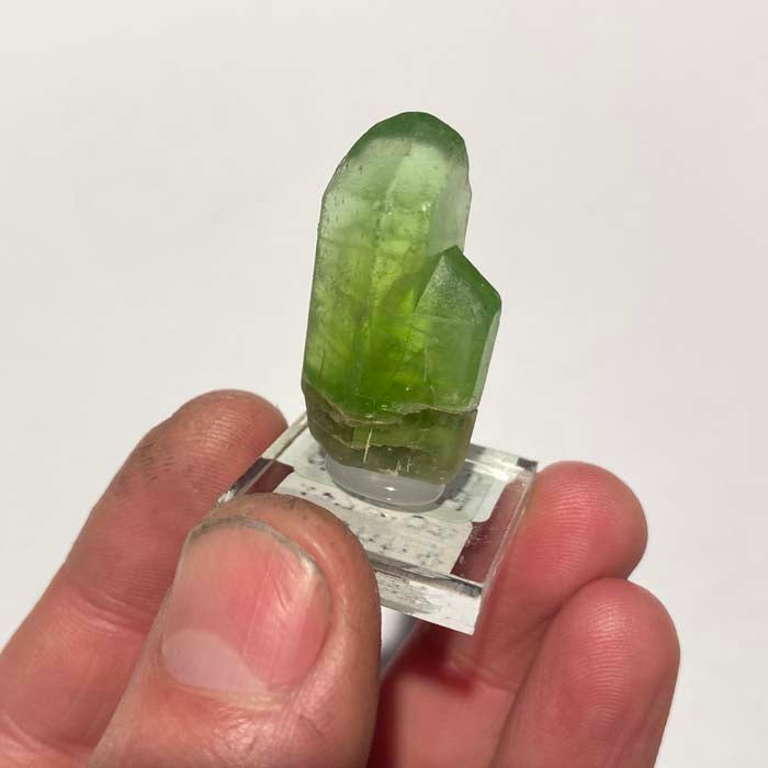 AMAZING 60.82CT GEMMY NATURAL PERIDOT CRYSTAL