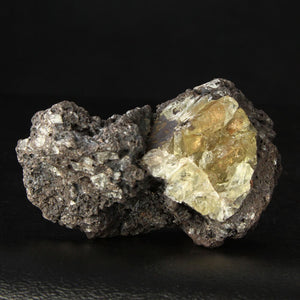 Schiller in sunstone specimen