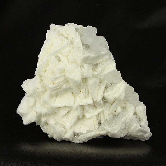 Orthoclase var. Valencianite with Quartz