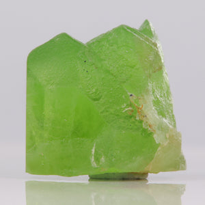 Peridot crystal mineral specimen raw pakistan green