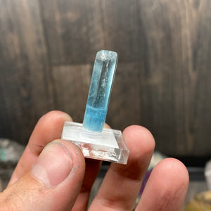 mimoso do sul aquamarine crystal mineral specimen